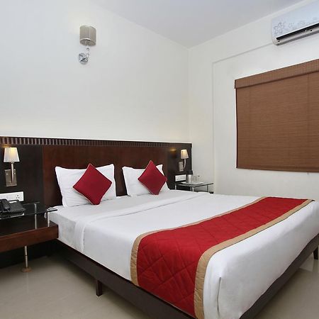 Hotel Amshi International Bangalore Extérieur photo