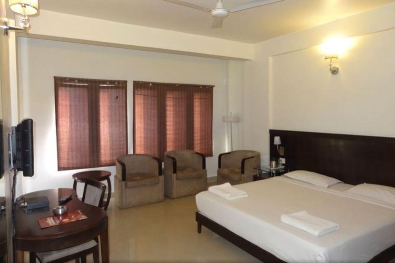 Hotel Amshi International Bangalore Extérieur photo