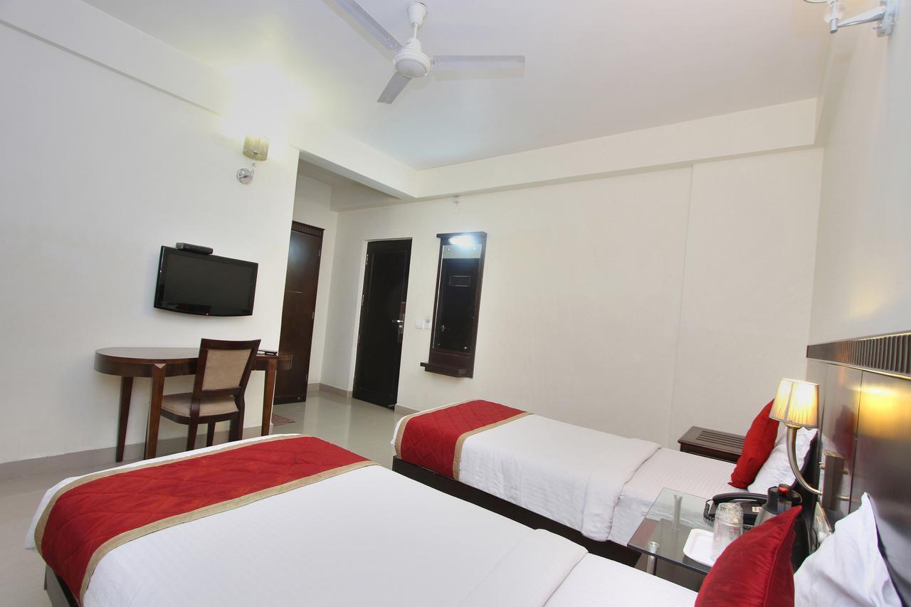 Hotel Amshi International Bangalore Extérieur photo